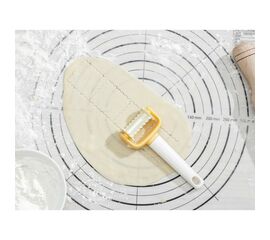 Валик для нарезки квадратов 5х5 см из теста 13,5х5,5 см 1518061