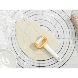 Валик для нарезки квадратов 5х5 см из теста 13,5х5,5 см 1518061
