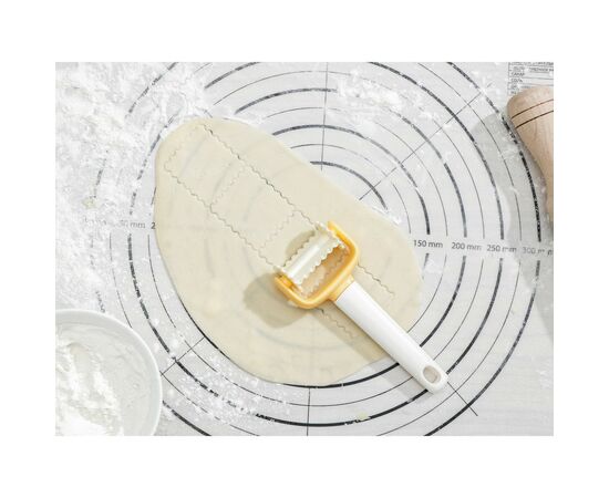 Валик для нарезки квадратов 5х5 см из теста 13,5х5,5 см 1518061